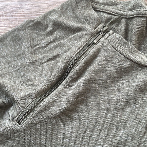 Thyme maternity/ nursing shirt - Picture 2 of 3